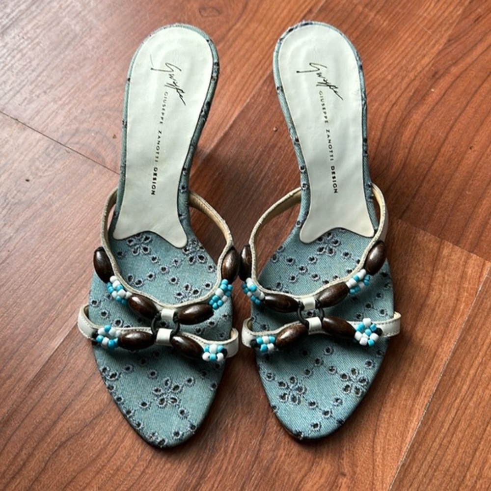 NWT GIUSEPPE ZANOTTI VICINI Blue Denim Beaded Sandal Kitten Heel size 38(7)